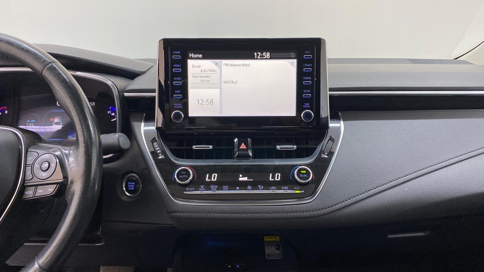 TOYOTA COROLLA 13